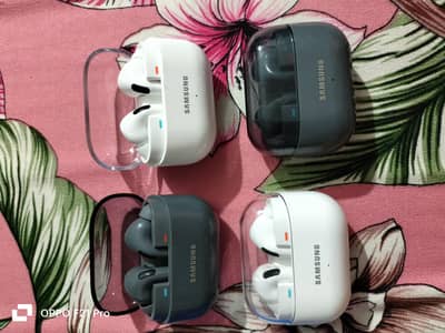 lotted airbuds