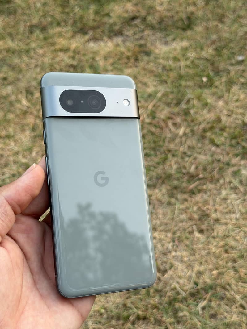 Google Pixel 8 5