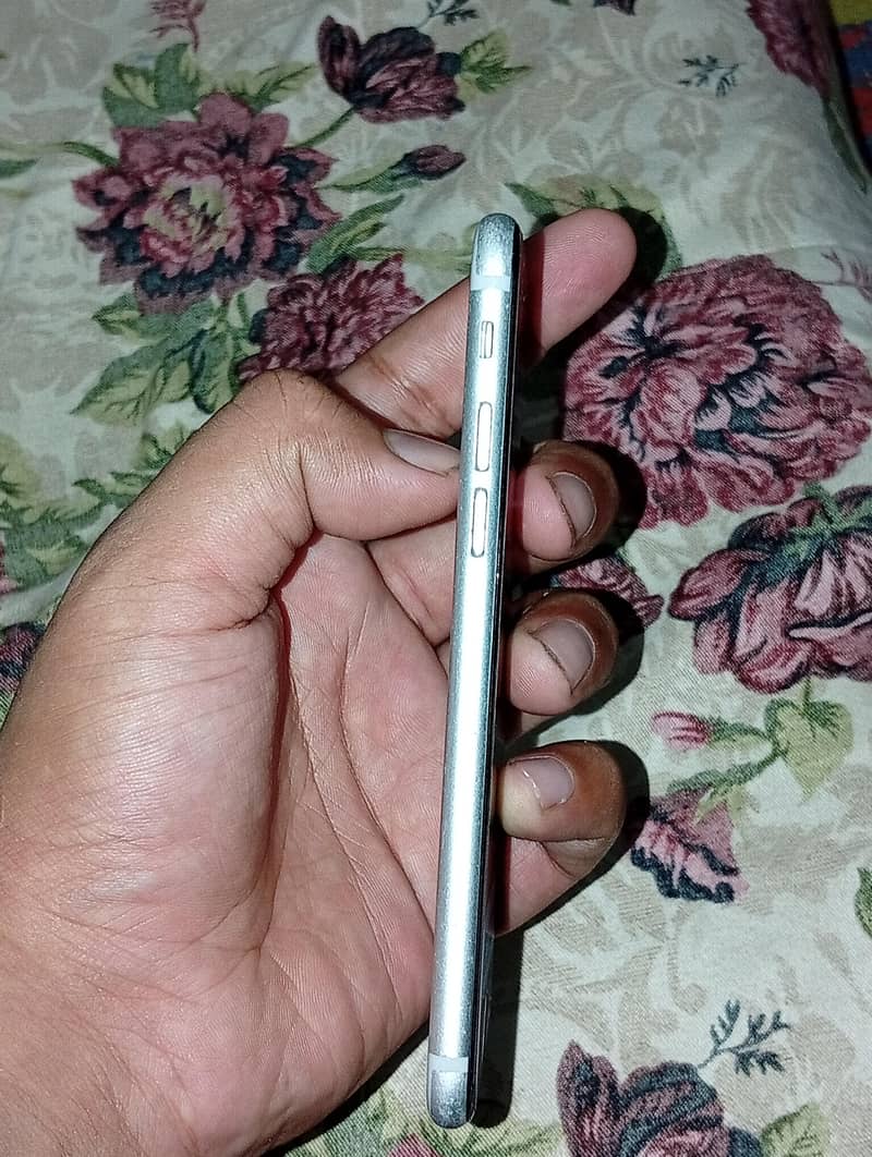 iPhone 7 1