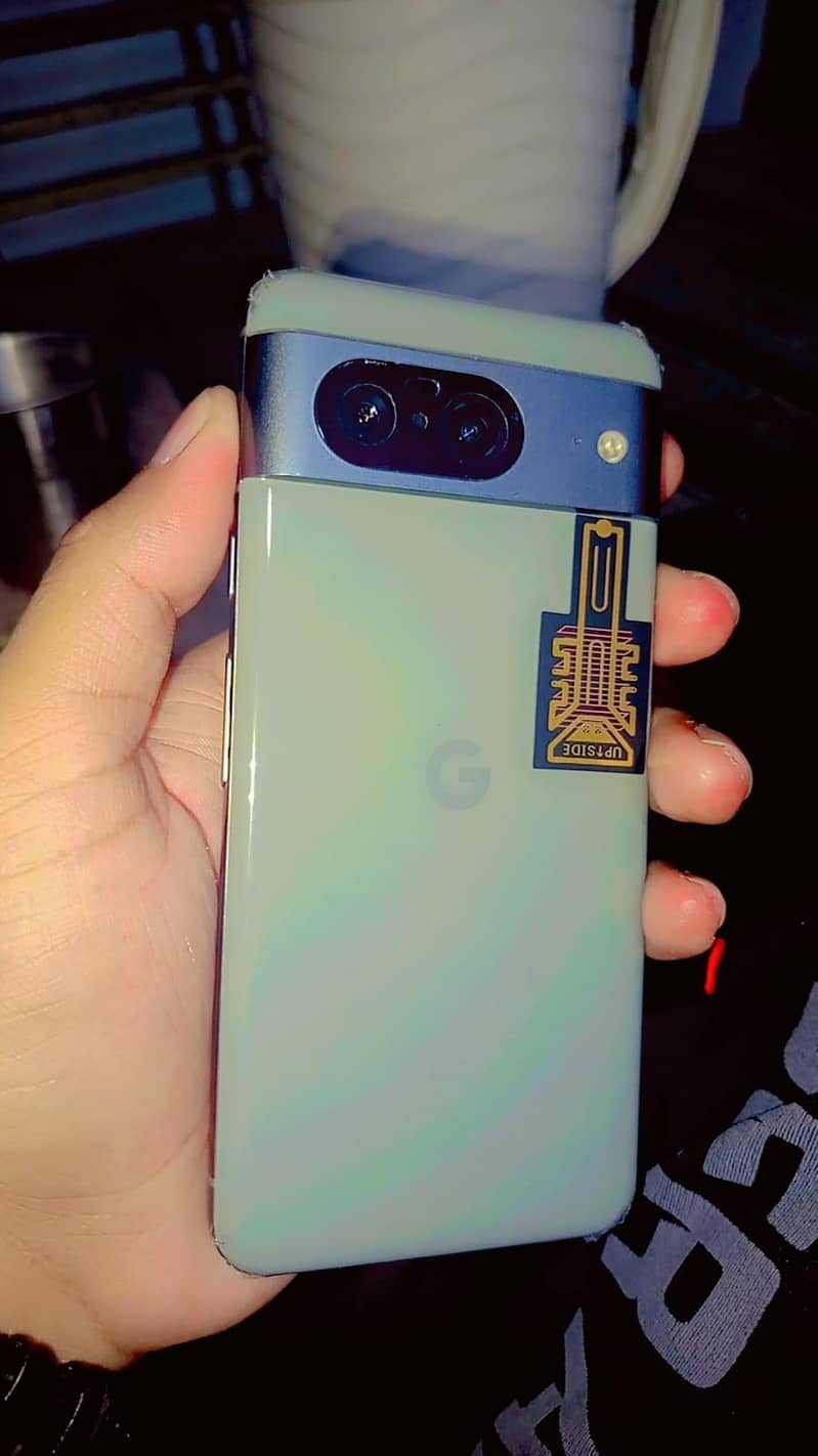 Google Pixel 8 5