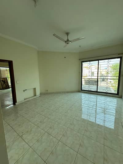 1 KANAL UPPER PORTION FOR RENT IN JOHAR TOWN