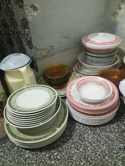 plates And Dinner Set with Tray