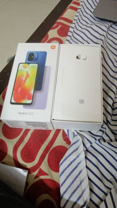 Redmi 12C Complete Box | Original Charger | Excellent Condition