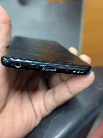 LG G8 ThinQ