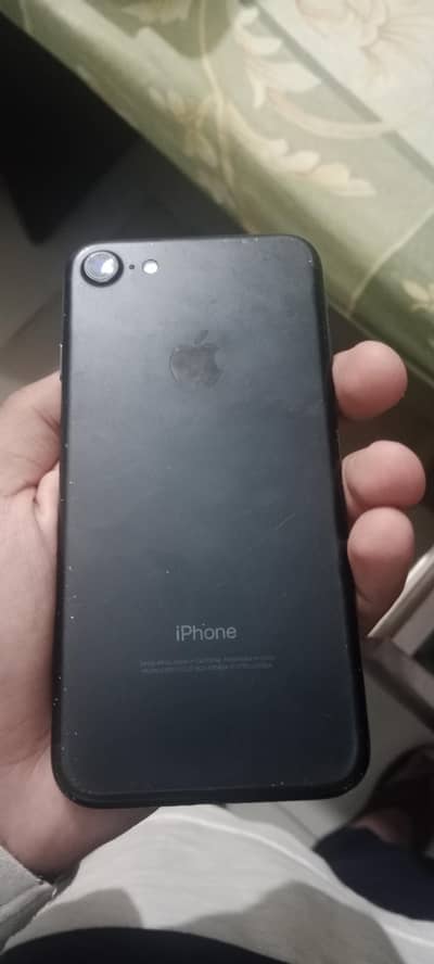 Apple iPhone 7