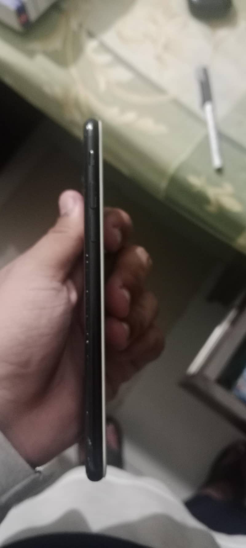 Apple iPhone 7 1
