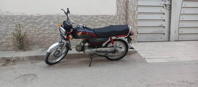 Honda CD 70 cc for sale 0.32. 87.24. 64.62 Multan ka number 2018 model