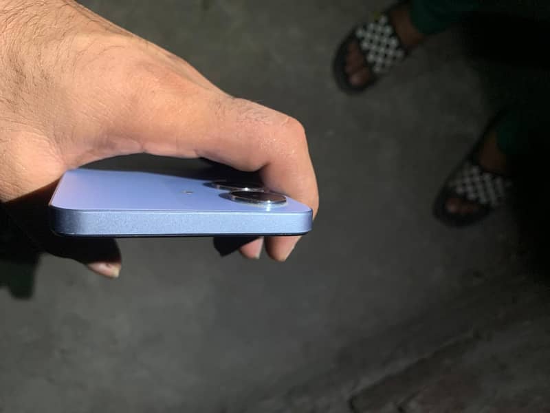 Realme Note 60 4