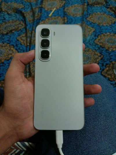 Infinix Hot 60i