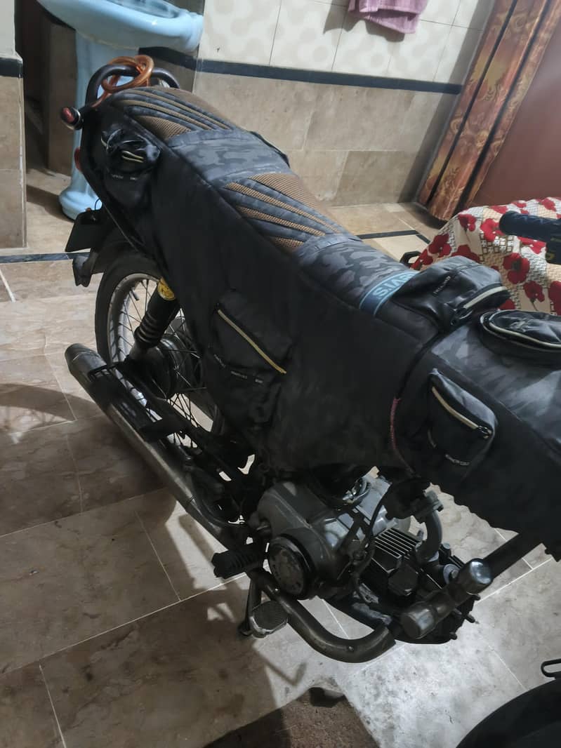 unique 70 1