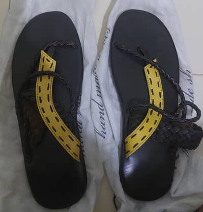 ​Handmade Kolapuri Chappal