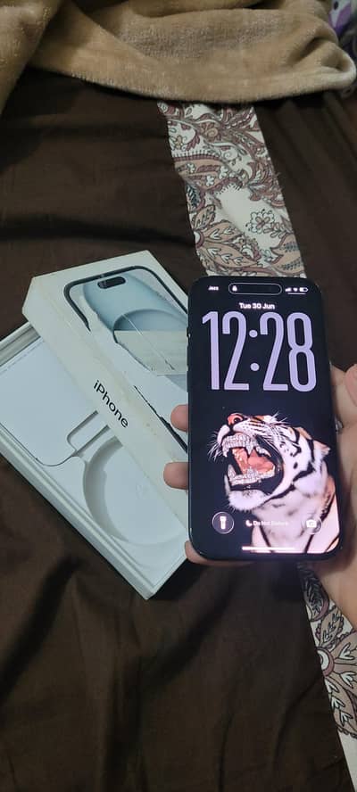 Apple iPhone 15