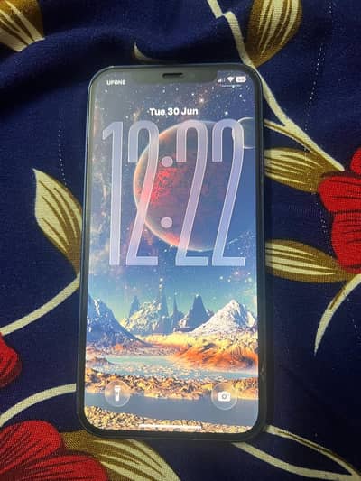 Apple iPhone 12