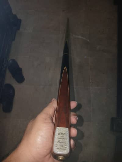 Omin GUNMAN Snooker cue Hand Made imported