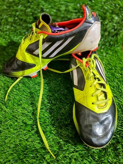 football shoes Nike Adidas