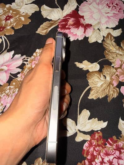 Apple iPhone 15 Pro