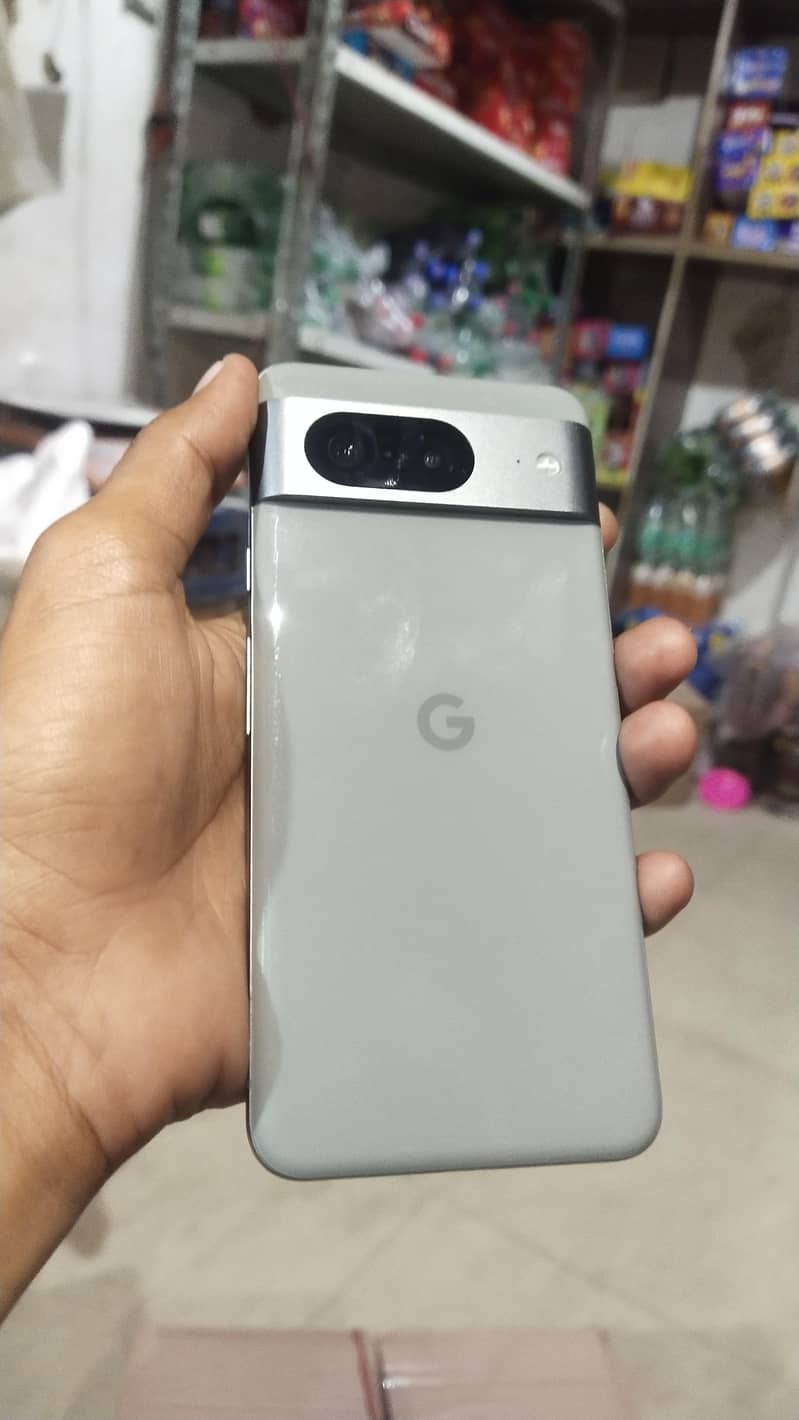Google Pixel 8 0