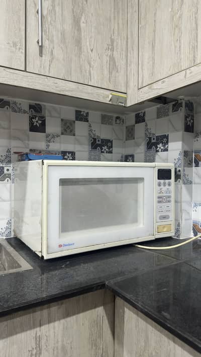 Dawlance Microwave oven