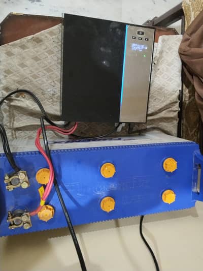 urgent sale ups set with battrry