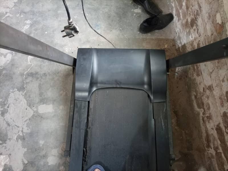 Running Machine 4