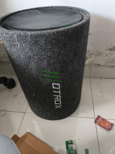 woofer for sale amplifier fitted