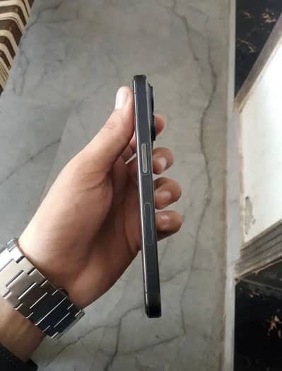 Apple iPhone 15 Pro jv