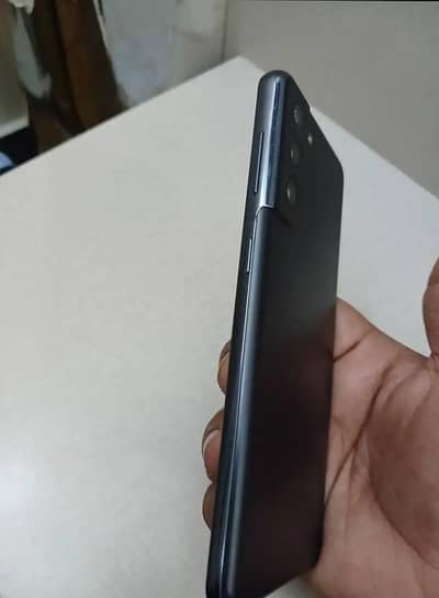 Samsung Mobile S21