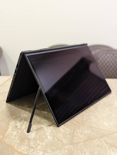 Lenovo X1 Yoga i5-8th 8gb/256gb Touch 360 Touch Pen