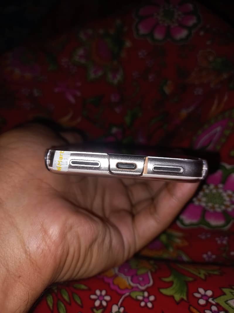 Google Pixel 8 6