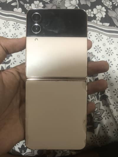 Samsung Mobile Z Flip 4