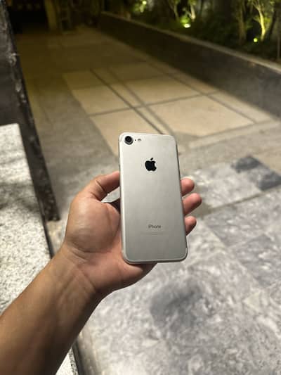Apple iPhone 7 sim Glitch