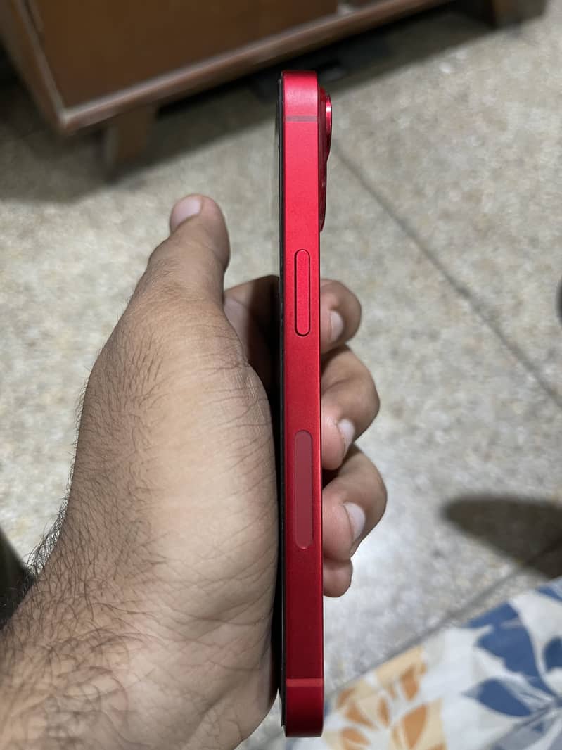 iPhone 14 2