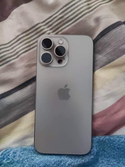 Apple iPhone 15 Pro Max