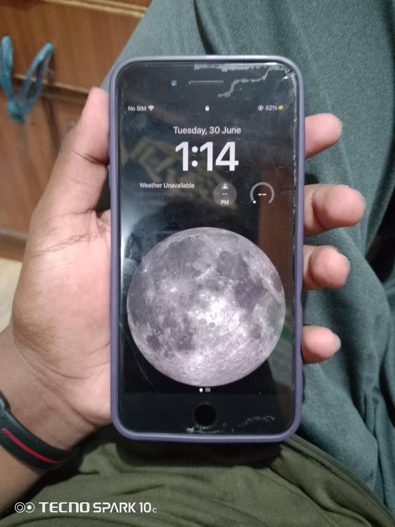 Apple iPhone 8 Plus 2