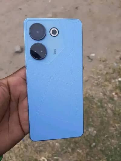 Tecno CAMON 20
