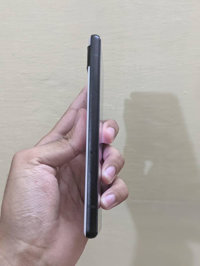 Google Pixel 6a 1