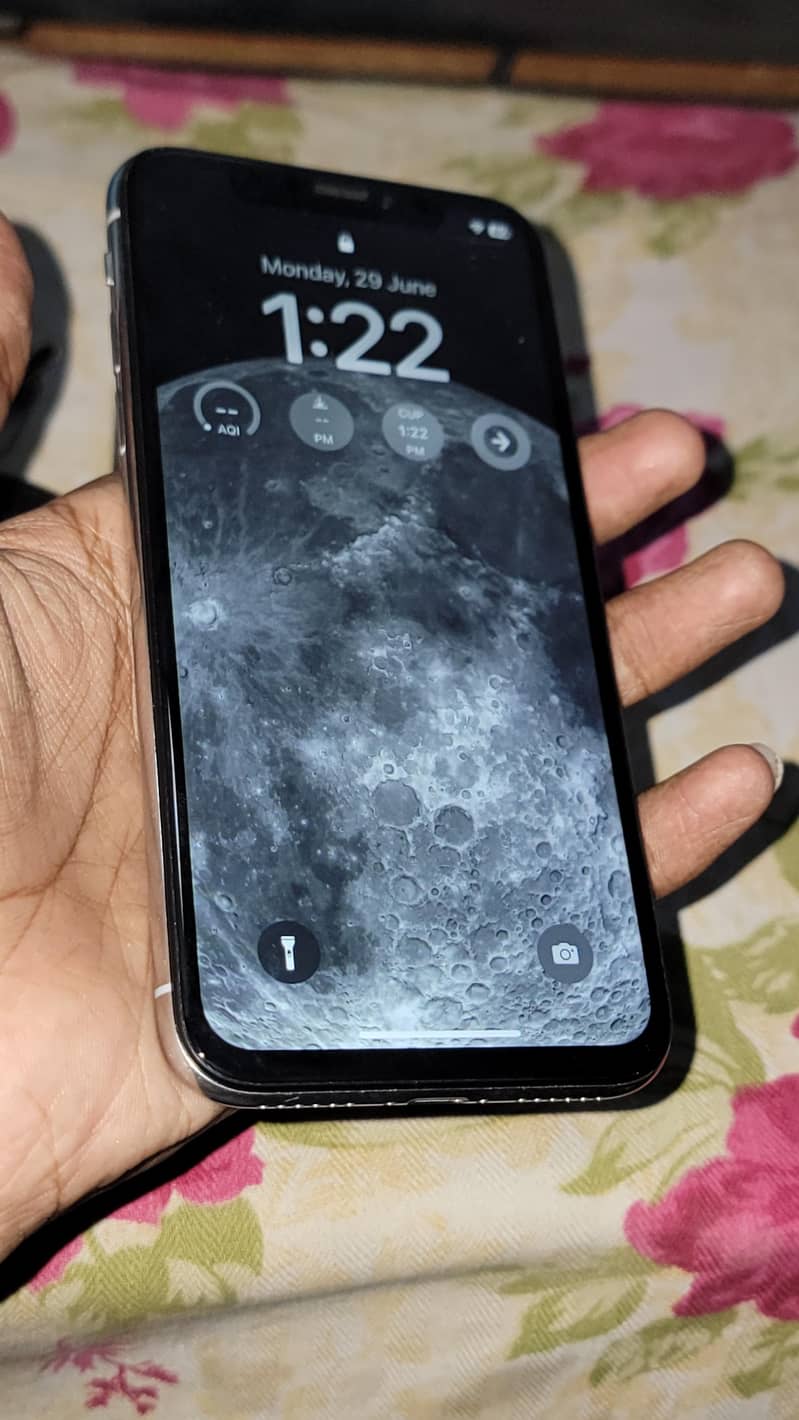 Apple iPhone X 1