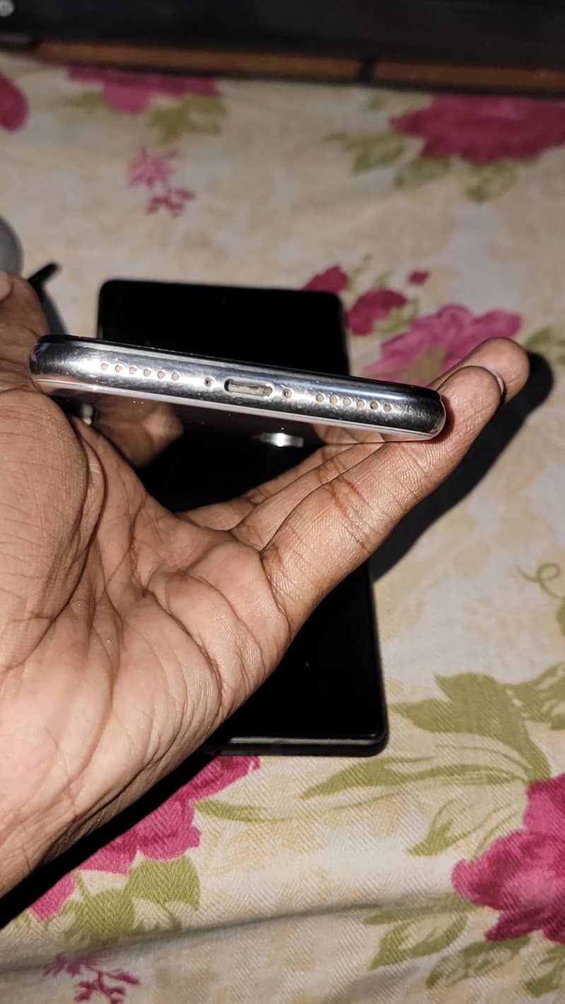 Apple iPhone X 2