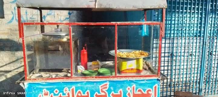 ایک اچھی حالت میں فوڈ اسٹال دستیاب ہے ہر قسم کا کاروبار کیا جا سکتا ہے 2