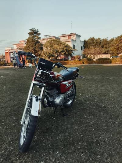 Total geniune seald pack engine condion ke pesy hai like a mint