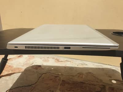 HP ELITEBOOK CORE i7 generation 8