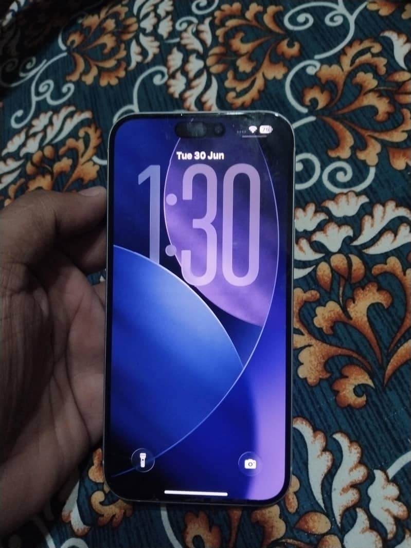 Apple iPhone 15 plus 1