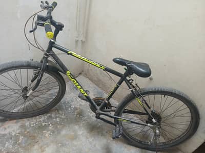 Giant Escape Bicycle – Good Condition – Urgent Sale