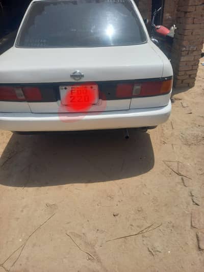 Nissan Sunny 1992