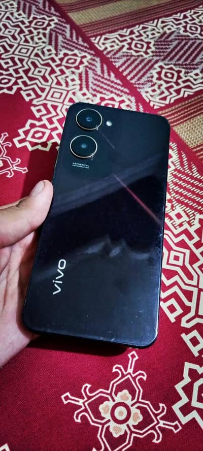 Vivo Y18