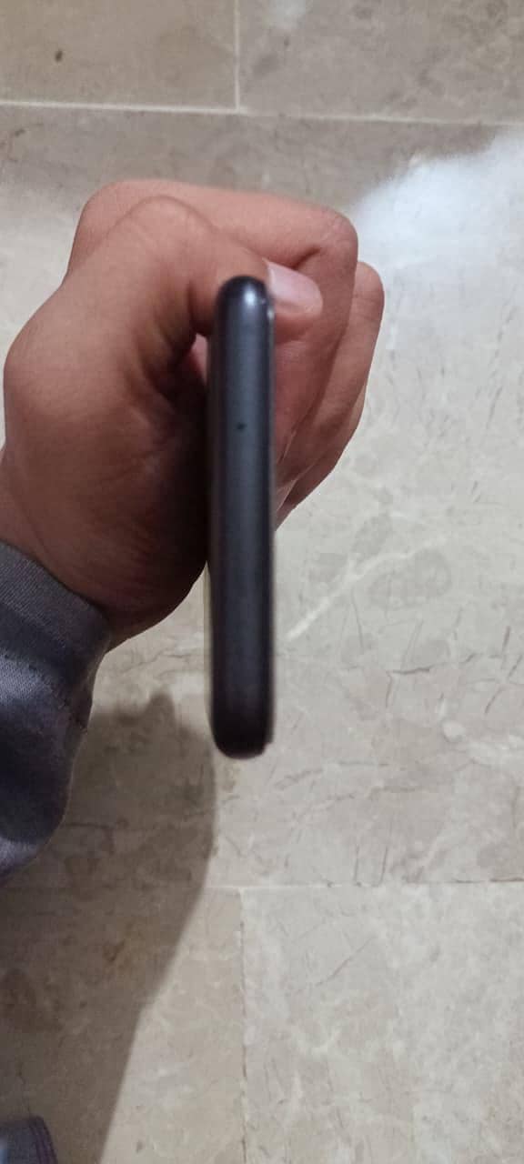 Google Pixel 5 4