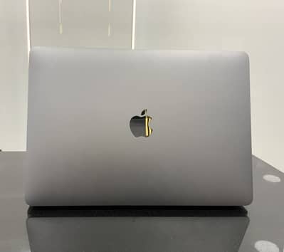 MacBook Air M1 16GB Ram Almost Brand New Condition. .