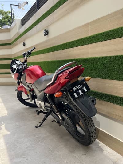 Yamaha YBR 125