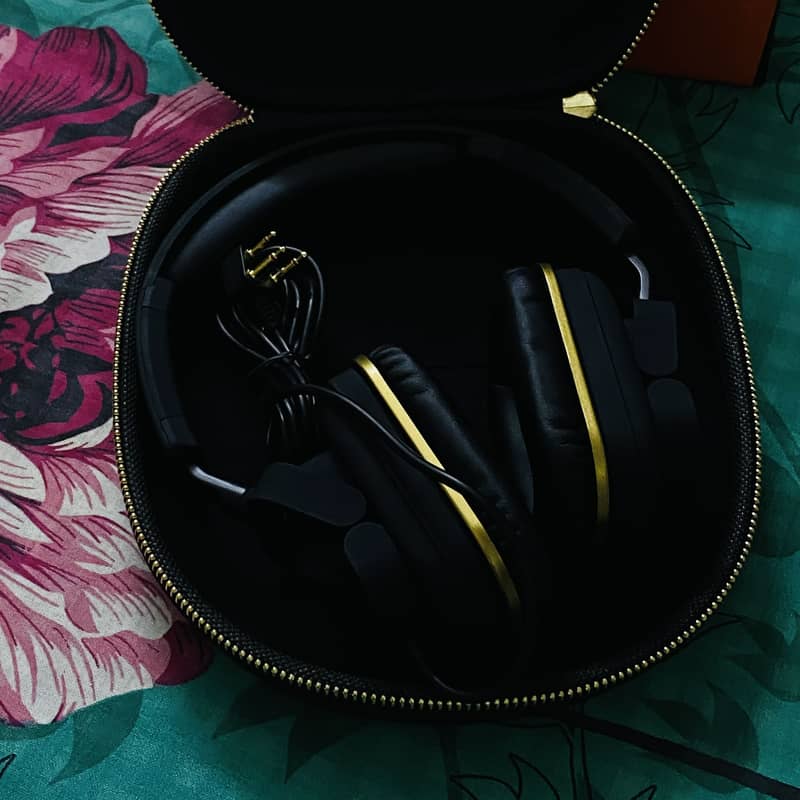 headphone 3