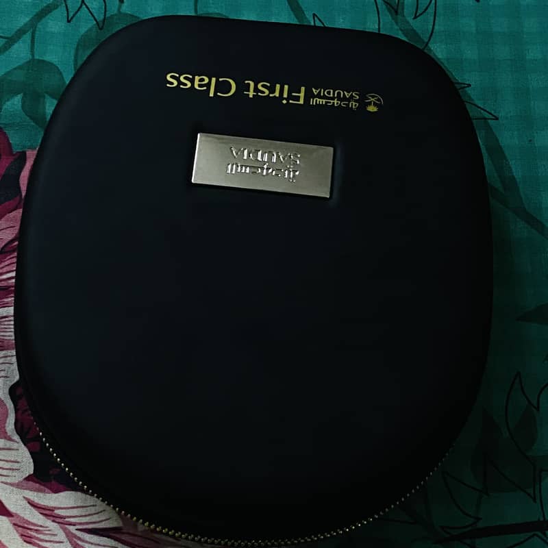 headphone 6